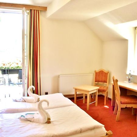 Hotel Alttolkewitzer Hof Dresden Ngoại thất bức ảnh