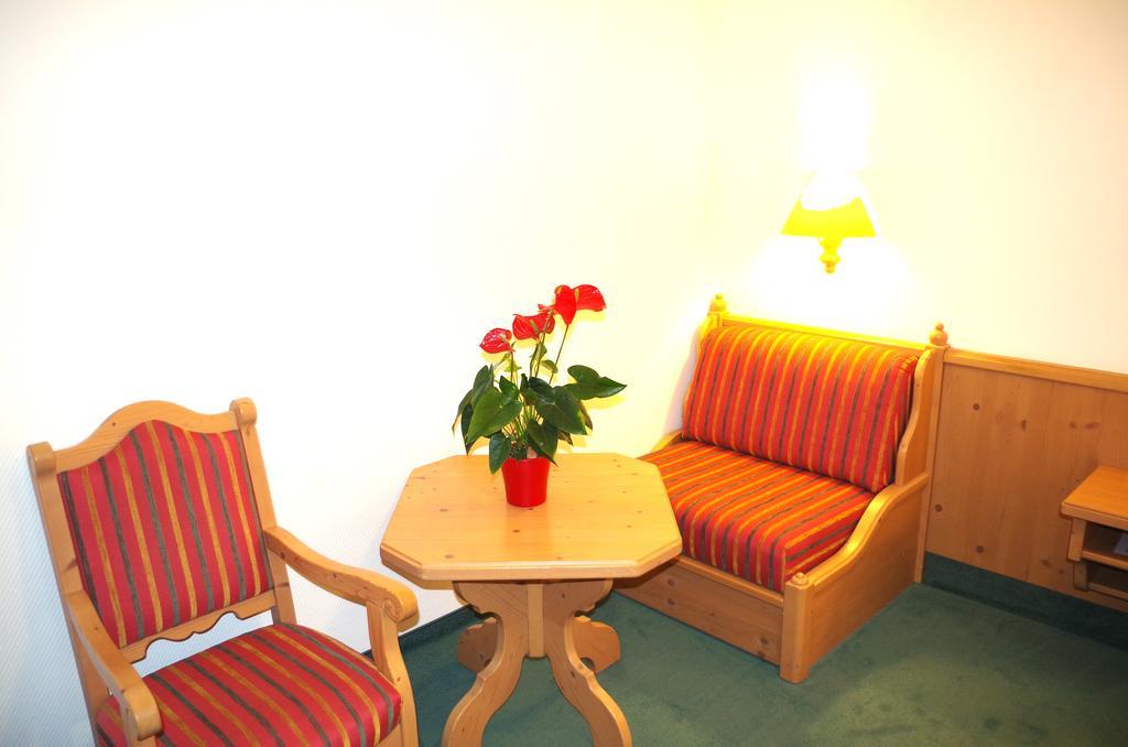 Hotel Alttolkewitzer Hof Dresden Ngoại thất bức ảnh