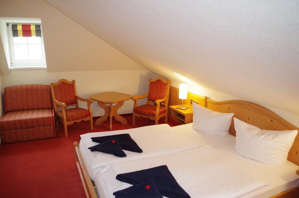Hotel Alttolkewitzer Hof Dresden Ngoại thất bức ảnh