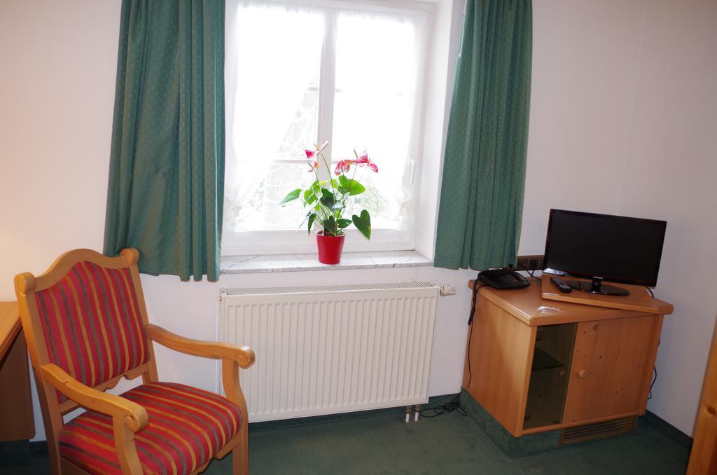 Hotel Alttolkewitzer Hof Dresden Ngoại thất bức ảnh