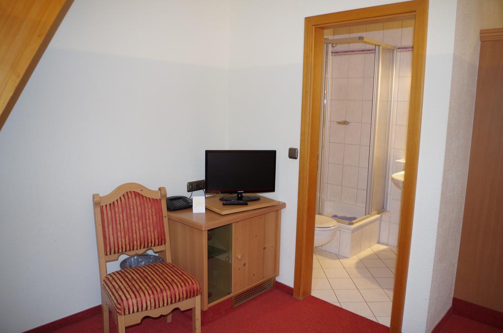 Hotel Alttolkewitzer Hof Dresden Ngoại thất bức ảnh