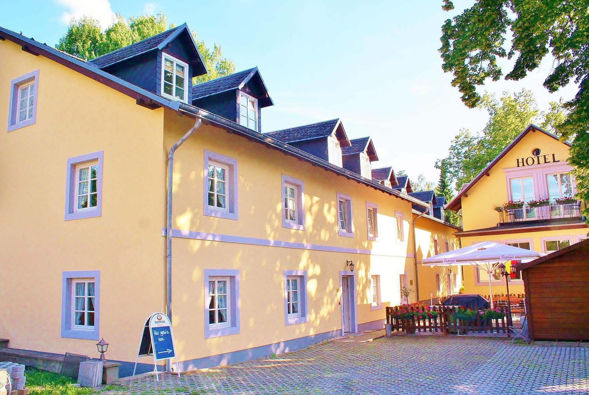 Hotel Alttolkewitzer Hof Dresden Ngoại thất bức ảnh