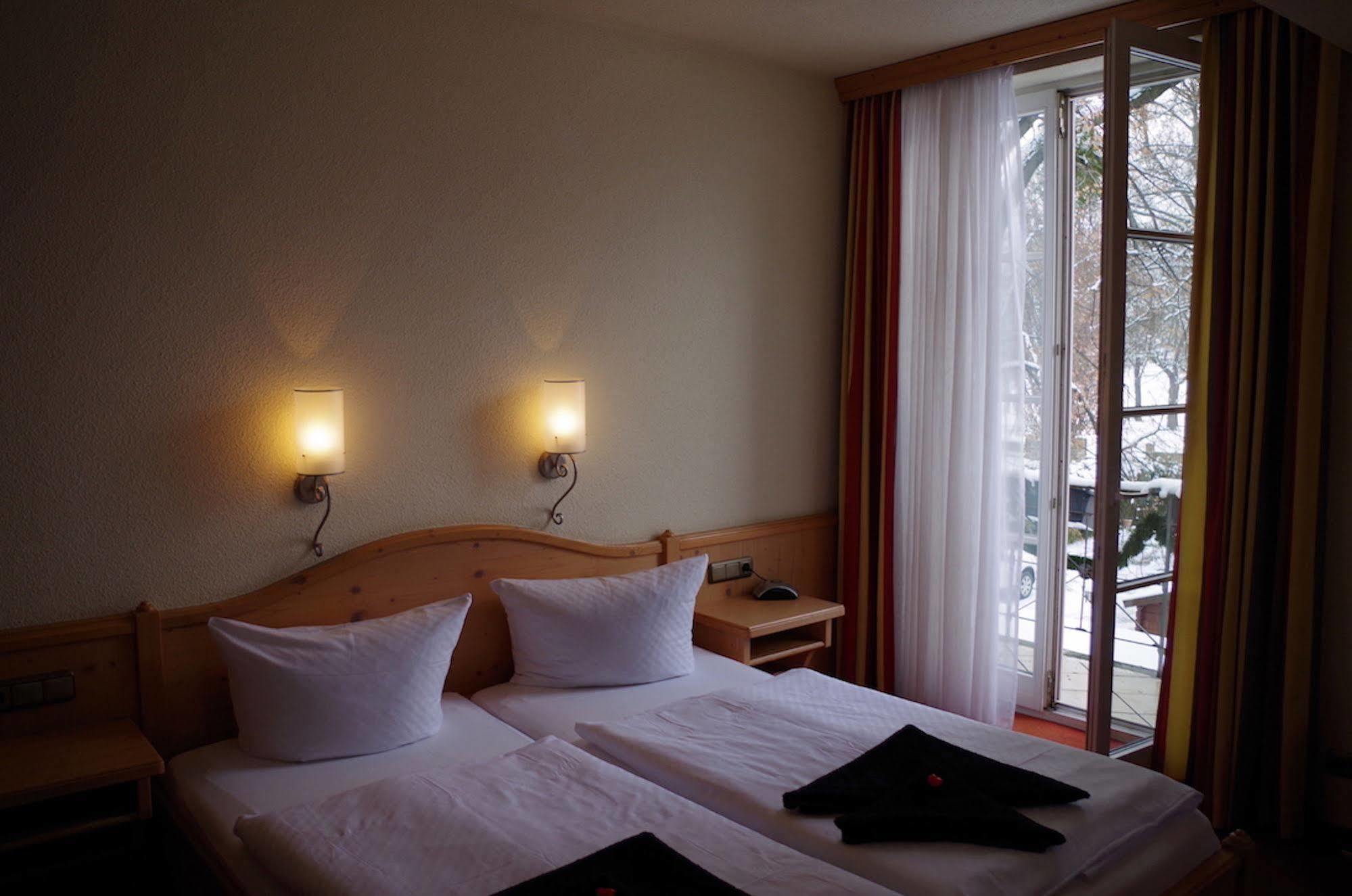 Hotel Alttolkewitzer Hof Dresden Ngoại thất bức ảnh